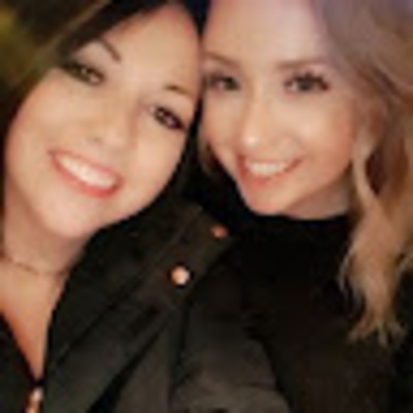 Meet your Posher, Adrienne - Picture 1 of 1